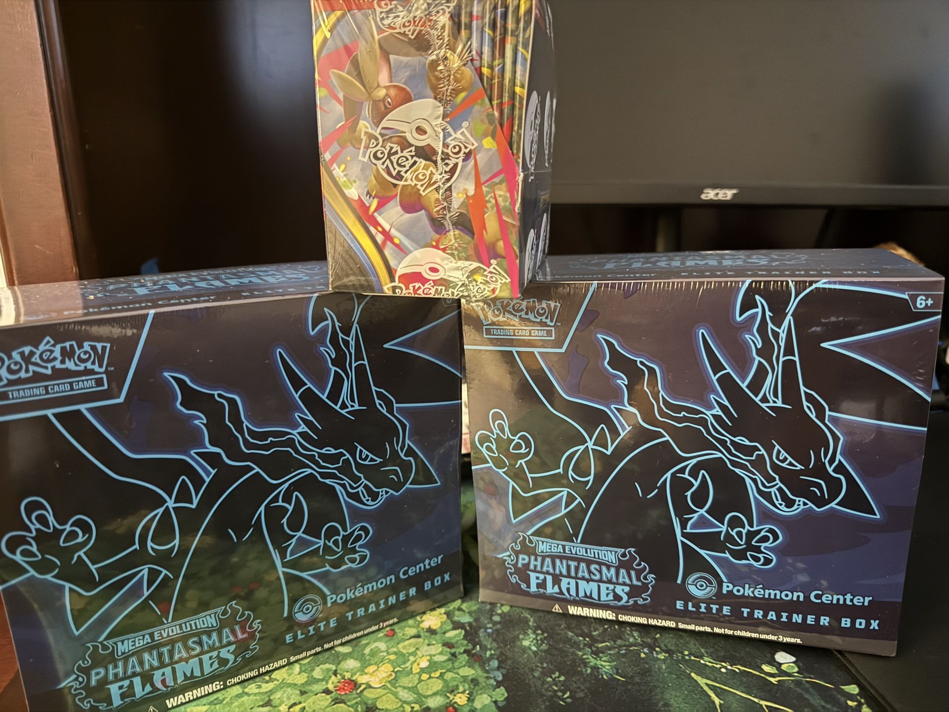 Phantasmal Flames ETB and Box