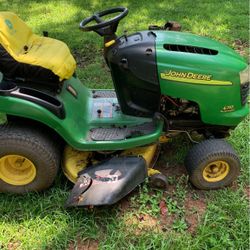 John Deere L110