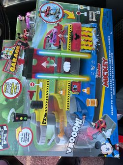 Mickey Mouse Garage play-set