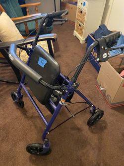 Drive rollator never used