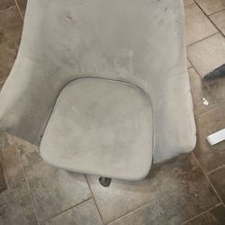 Vanity Chair 