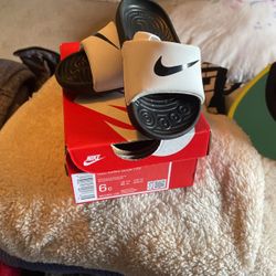 Nike Kawa Slide 6c 