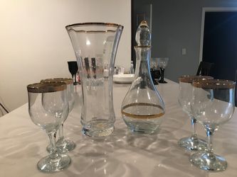 Brand New Glass Vase and Wine Bottle and 4 Champagne Glasses