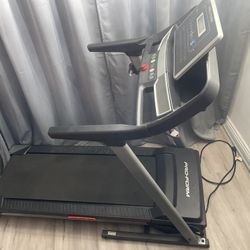 Proform Treadmill for Sale in Downey CA OfferUp