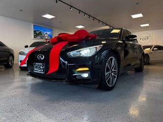 2015 INFINITI Q50