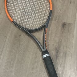 Wilson Burn 100S Tennis Raquet 4 1/2 Grip