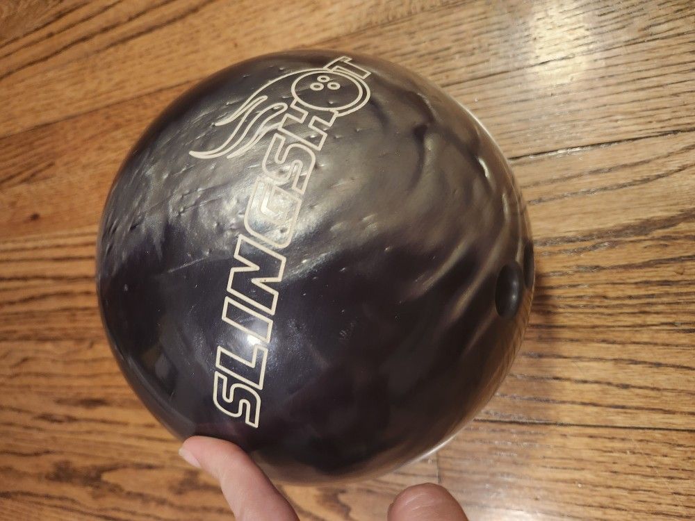 Brunswick Bowling Ball 11 Pounds