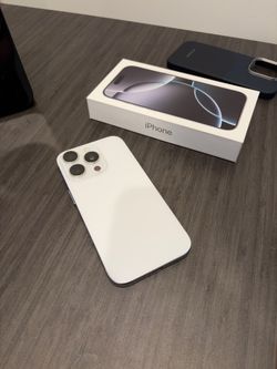 iPhone 16 Pro 512GB Unlocked – White – Excellent Condition + Pitaka Case