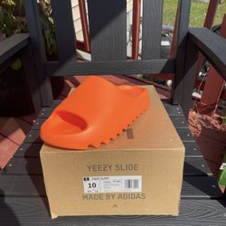 Yeezy Slides 