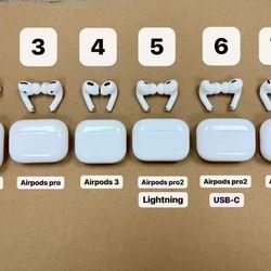 AirPods READ DESCRIPTION 