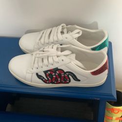 Gucci  Shoes