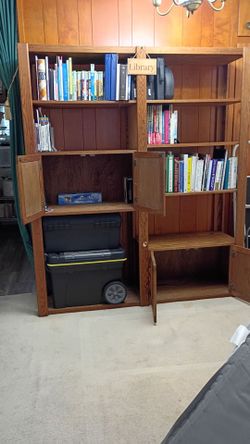 Oak Wood Bookcase with Cabinet Doors