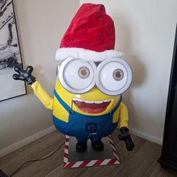 Minion Christmas Decor