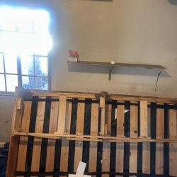 Twin Bed With Small Mattress 