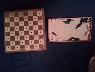 mini antique chess game