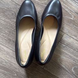 Clark’s Black Size 8 1/2