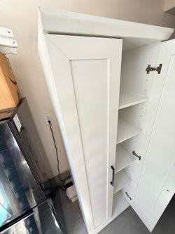 Kitchen pantry