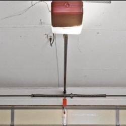 Garage door opener 