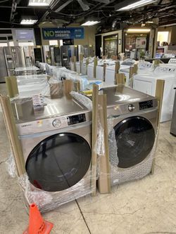So Many NEW Front Load Washer and Dryer Sets