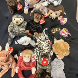 TY ❤️ Beanie Babies Safari Zoo Lot  1990's with  all tags 🐒🦁🕷️