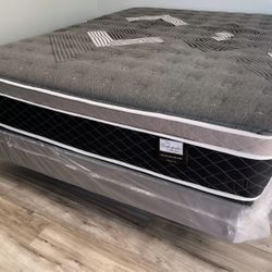 Queen Oasis Thermal Comfort Europillow Top 12inch mattress!