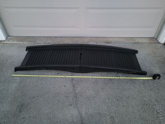 Foldable dog ramp