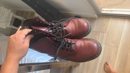 Doc martens size 7 women