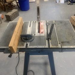 Craftsman 8” Table Saw With Stand