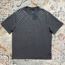 Size Large 