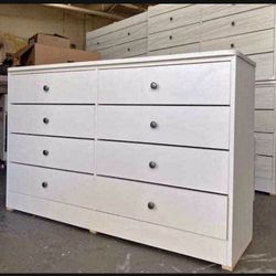 8 DRAWER DRESSER