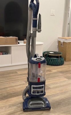 Shark Navigator Lift-Away Upright Vacuum
