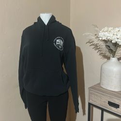 Streetwise Hoodie Medium 