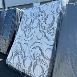 Brand New Queen,King,Twin  , Full  Size Mattress With Box Spring 