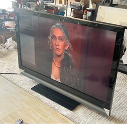 55 inch Vizio Flatscreen Tv with Universal Remote