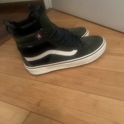 Vans SK8 MTE Hi Top Men’s 9 Women’s 10.5