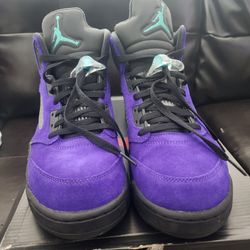Jordan Retro 5's Alternative Grape (Size 12) Excellent Condition Like New 1x Wear 100% Authentic Guaranteed