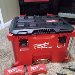 Milwaukee Packout Toolbox