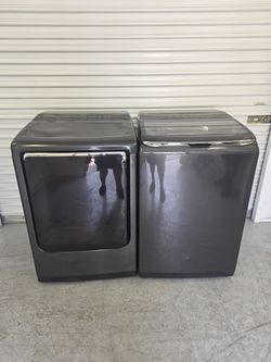 Samsung washer and dryer like new very good condition you got 60 days warranty