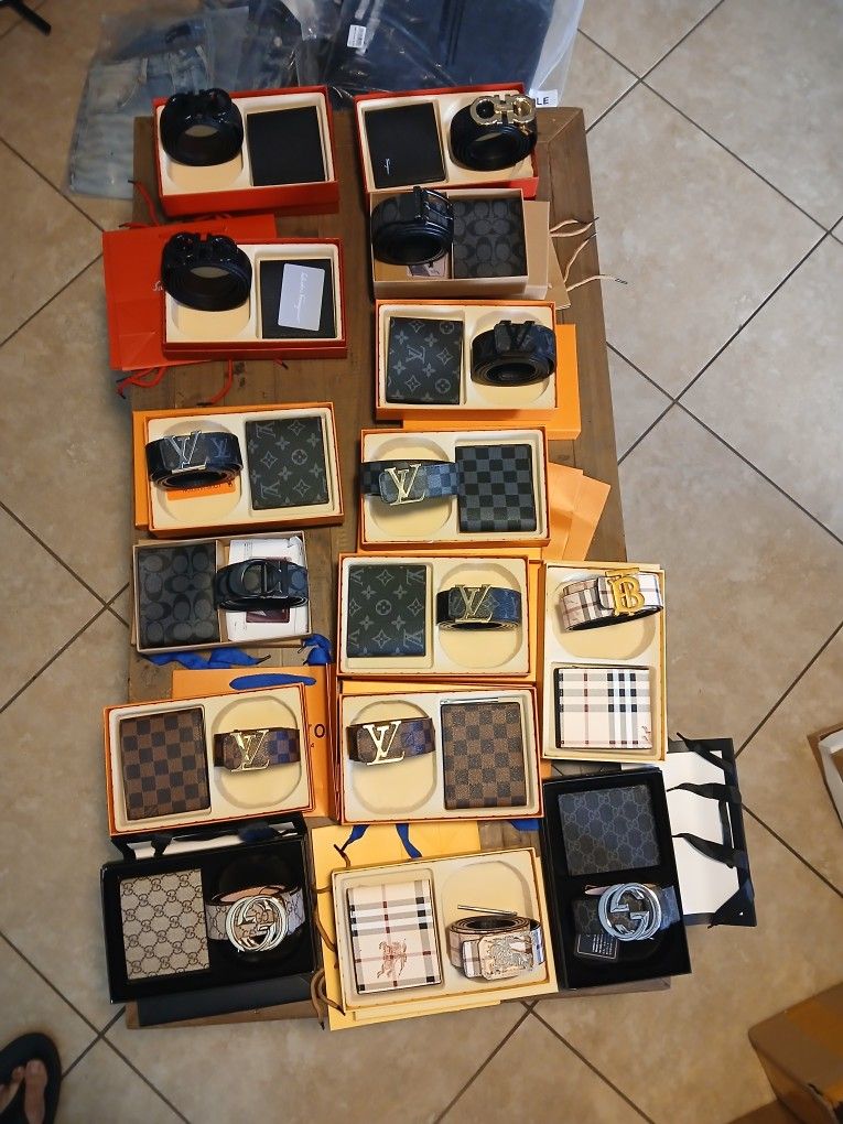 BELT AND WALET NEW IN BOX.