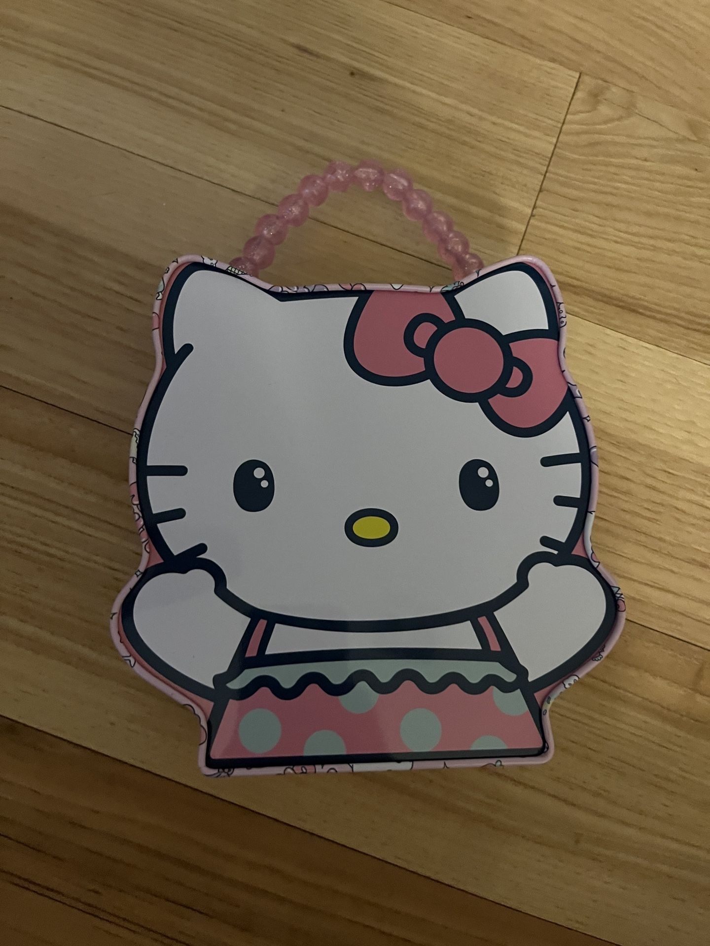 Hello Kitty Tin Purse