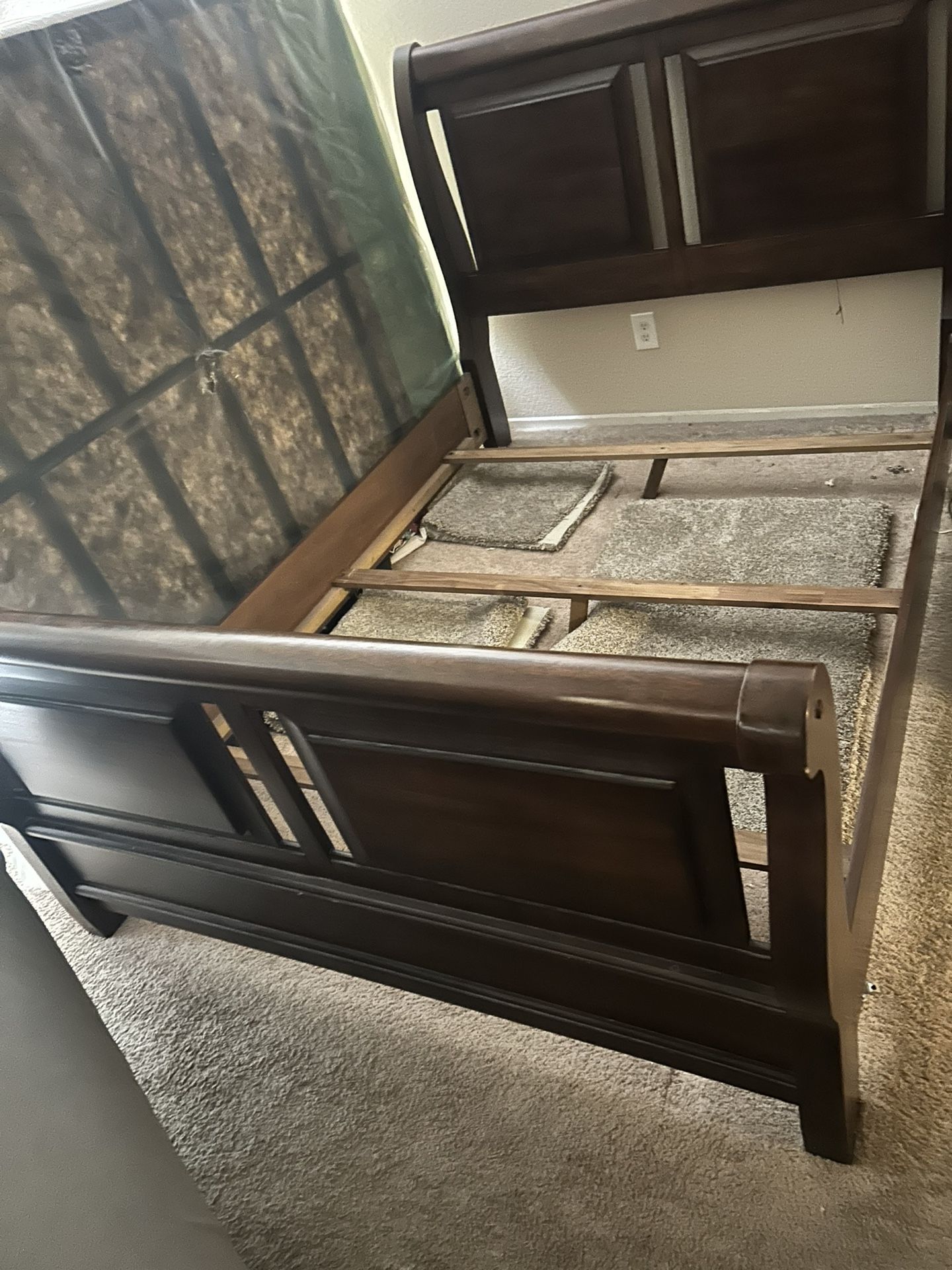 Queen Size Bed Frame Excellent Condition