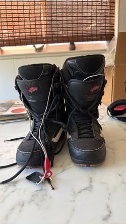 Vans Tri-Fit Snowboard Boots Men's Size 10 Black - Used, Worn Condition