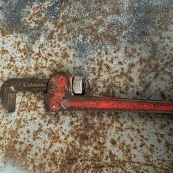 Fuller 14” Wrench