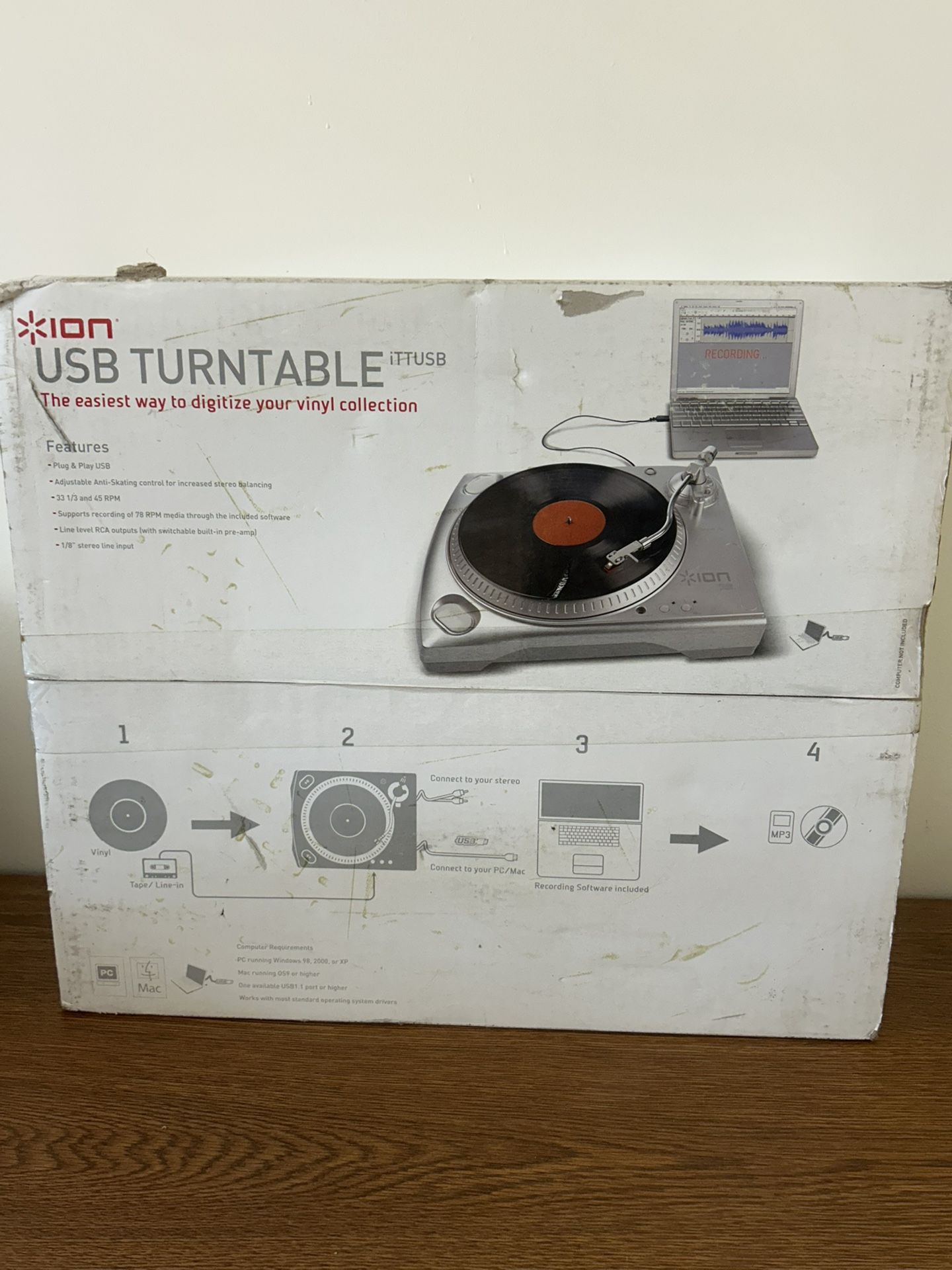 ION USB Turntable iTTUSB Convert Vinyl Records to MP3 PC and Mac Compatible