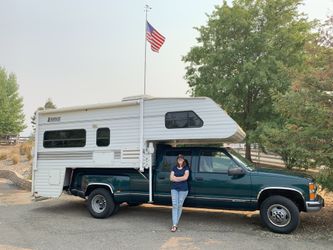 Lance 1130 Over The Cab Camper - Loaded