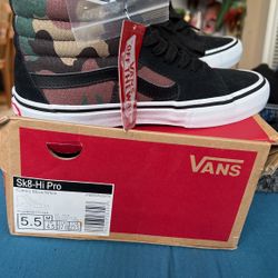 Vans sk8 top hi size 5.5
