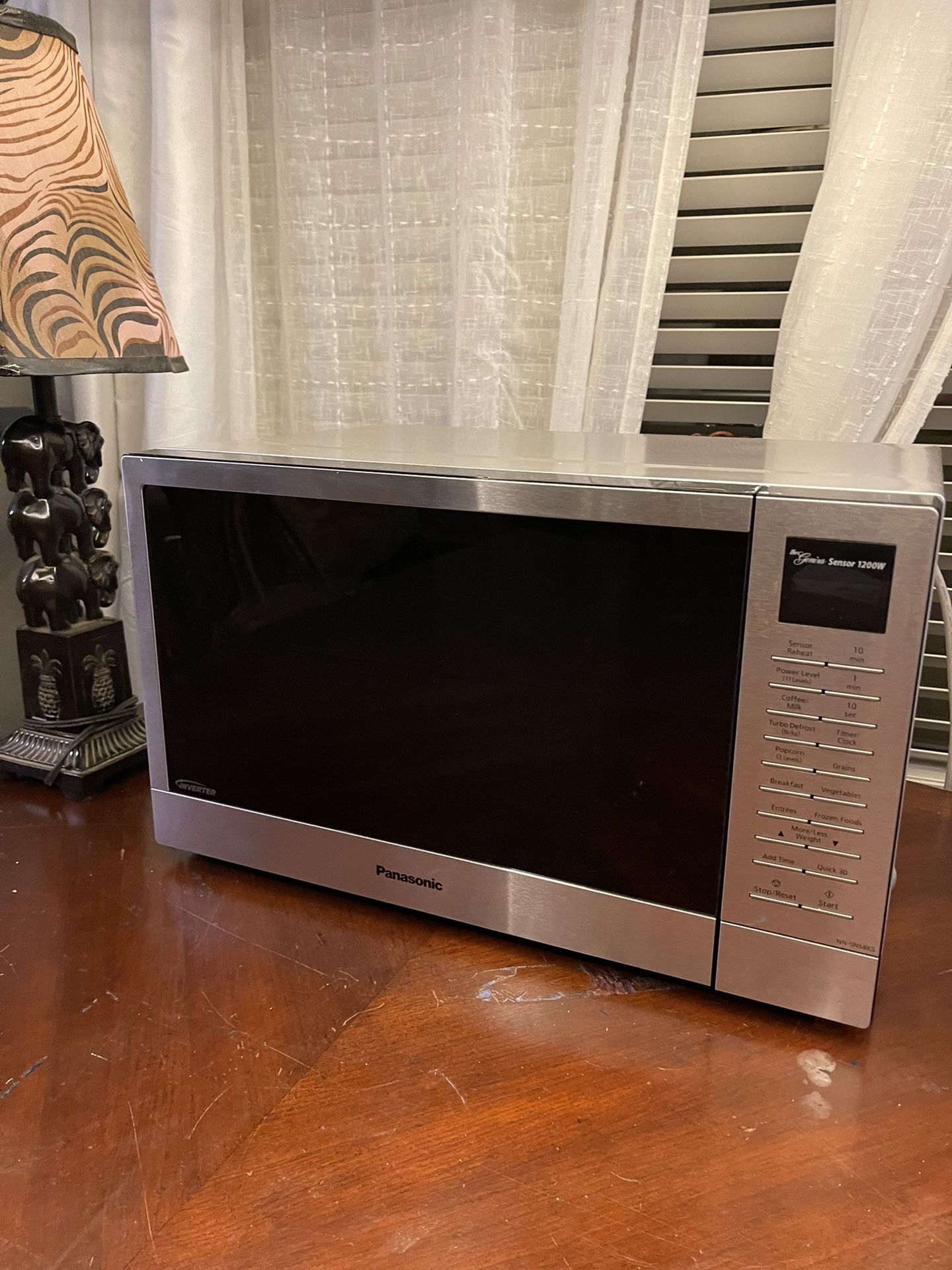 Panasonic Genius Microwave for Sale in Phoenix, AZ OfferUp