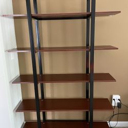 Moving Out Sale: 2 Display Cabinets/Bookshelves