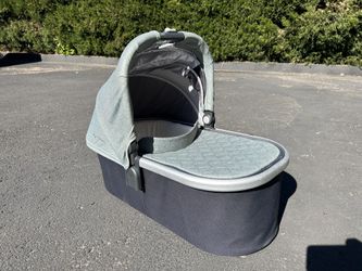 Uppababy Bassinet **Emmett Color**