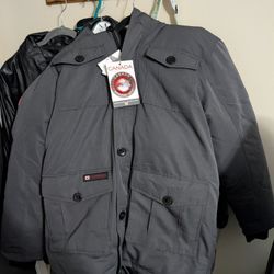 Canada Weather Gear Size Medium Jacket New